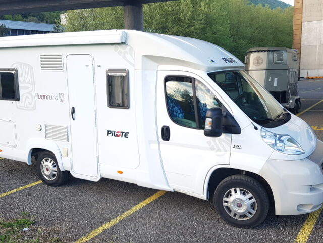 Top-Angebot Caravaning-Markt: Pilote Aventura P 640 TP, Teilintegrierter, CHF 34'500.–, Occasionen